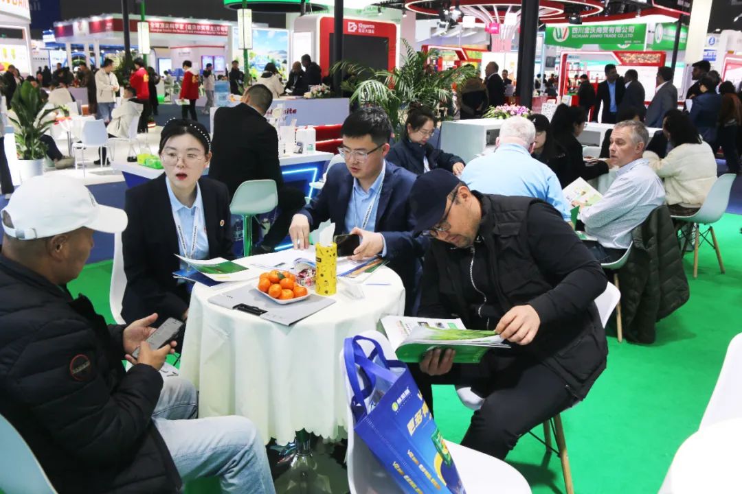 金牌贊助企業(yè)海大生物全新亮相上海CAC國(guó)際農(nóng)化展，以科技實(shí)力獻(xiàn)禮25周年